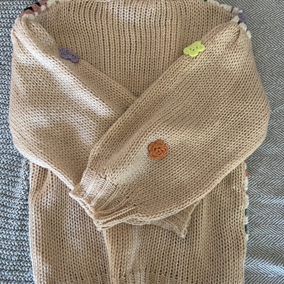 Knit sweater - Picture 4 of 4